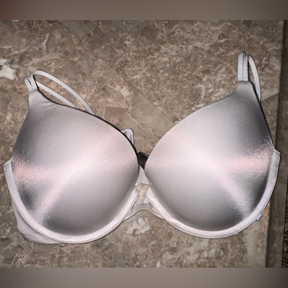 Victoria’s Secret 32D Very Sexy Push-up